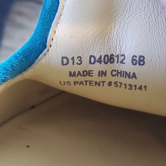 Cole Haan Sabrina Women's Charcoal Gray Wool Loafers Flats Teal Bow Size 6 - Picture 9 of 10